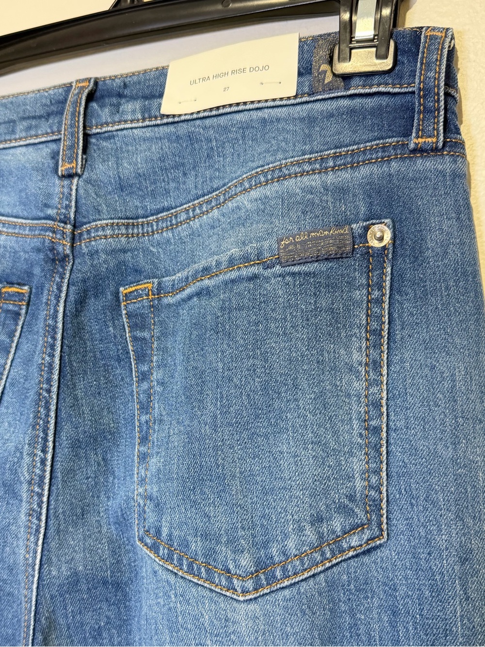 NWT 7 For All Mankind Dojo Ultra High Rise Flare Jeans Medium Wash Size 27 - Picture 12 of 13